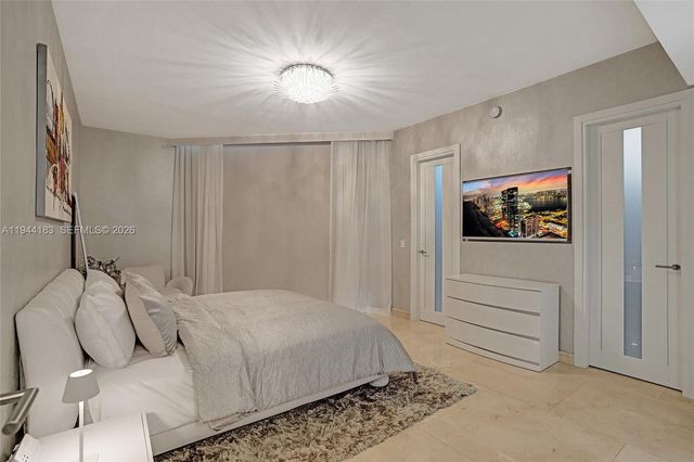 15901 Collins Ave 3006, Sunny Isles Beach, FL 33160