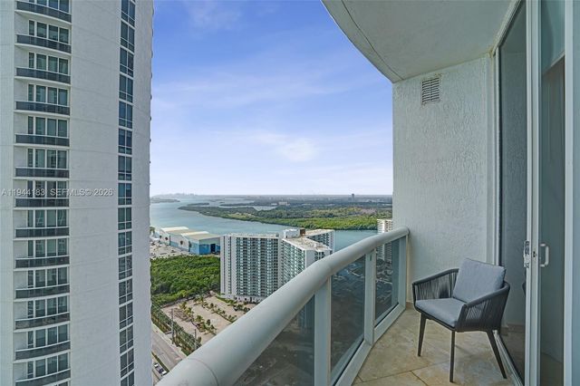 15901 Collins Ave 3006, Sunny Isles Beach, FL 33160