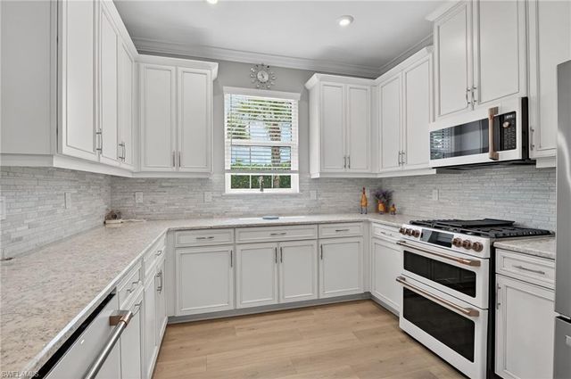 15234 Tolmino ST, Naples, FL 34114