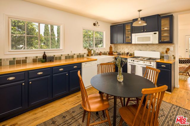 6071 Delphi Street, Los Angeles, CA 90042