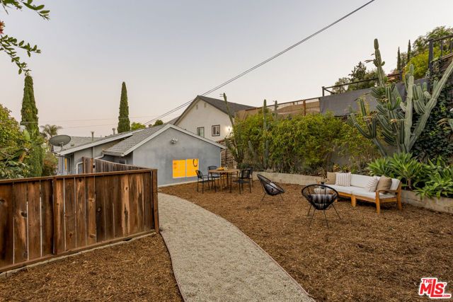 6071 Delphi Street, Los Angeles, CA 90042