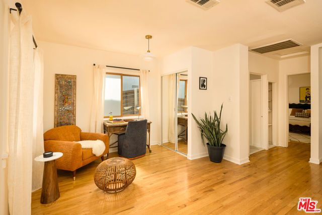 6071 Delphi Street, Los Angeles, CA 90042