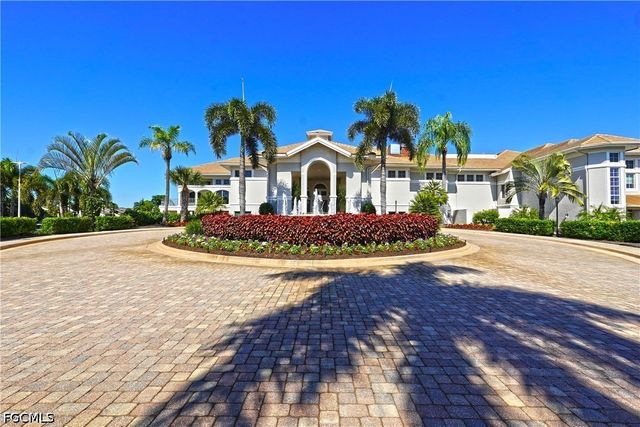 9050 Old Hickory CIR, Fort Myers, FL 33912