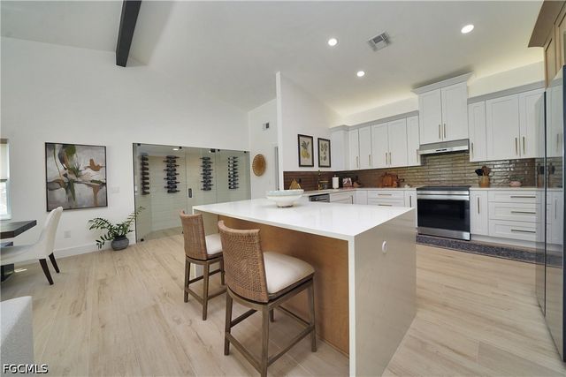 9050 Old Hickory CIR, Fort Myers, FL 33912
