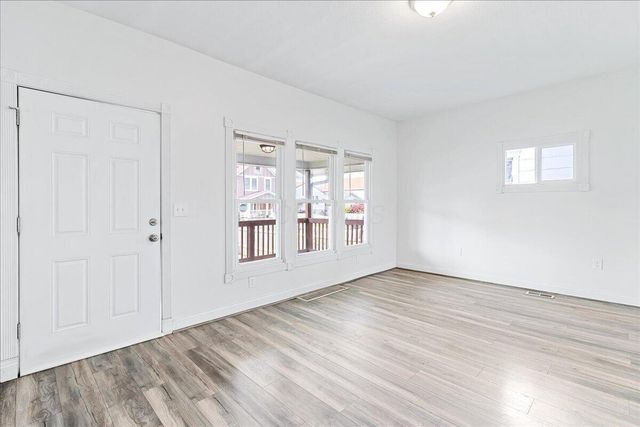 866 E Starr Avenue, Columbus, OH 43201