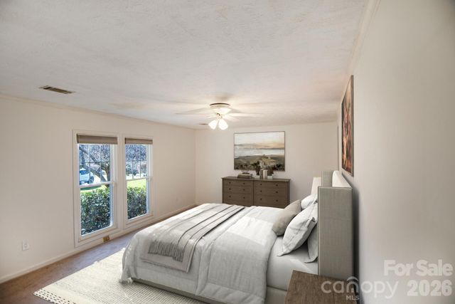 132 Serenity Circle, Hendersonville, NC 28792