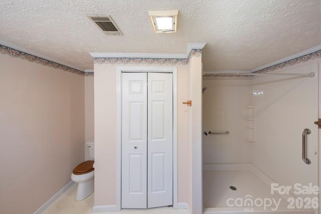 132 Serenity Circle, Hendersonville, NC 28792