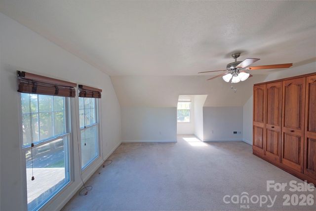 132 Serenity Circle, Hendersonville, NC 28792