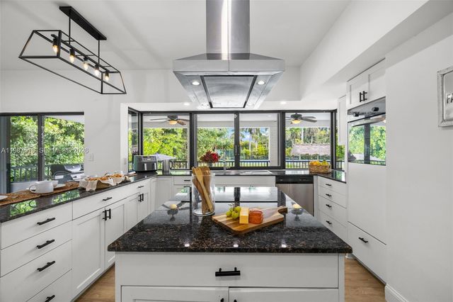 14615 SW 77th Ct 0, Palmetto Bay, FL 33158