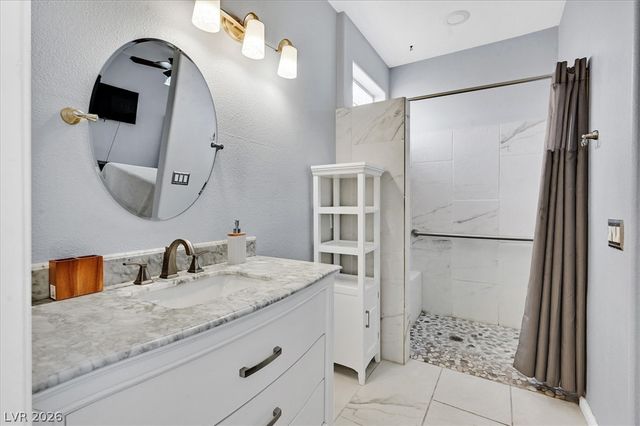 268 Camino Viejo Street, Henderson, NV 89012