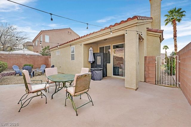 268 Camino Viejo Street, Henderson, NV 89012