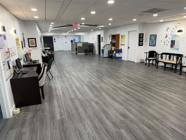 2650 SW 27th Ave, Miami, FL 33133