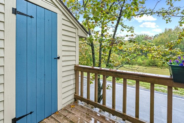 30 Apache Way 30, Tewksbury, MA 01876