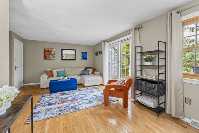30 Apache Way 30, Tewksbury, MA 01876