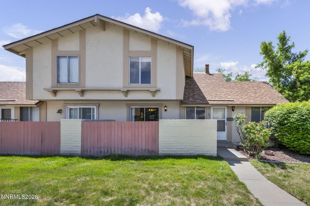19 Condor Circle, Carson City, NV 89701