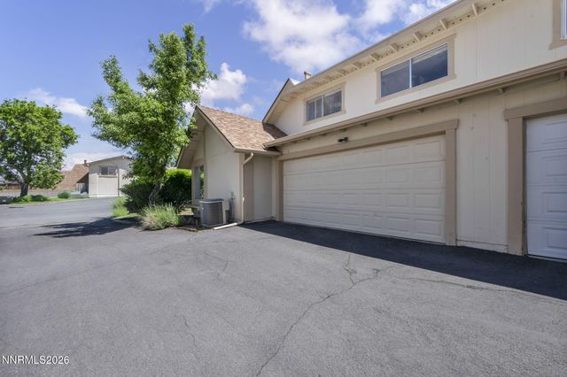 19 Condor Circle, Carson City, NV 89701
