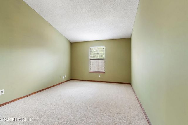 8365 HAMDEN Road W, Jacksonville, FL 32244