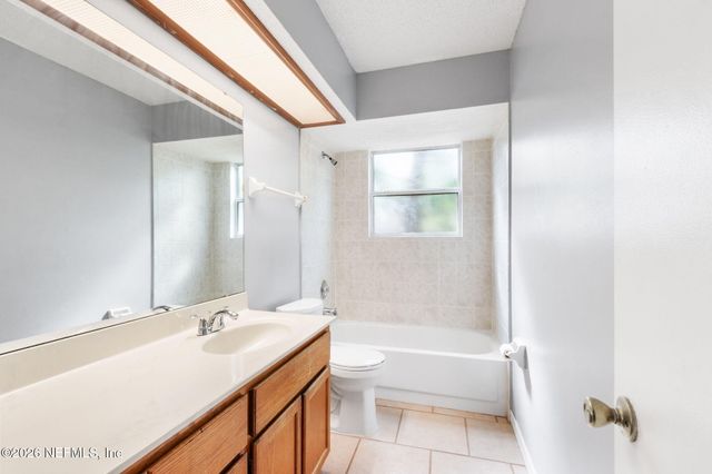 8365 HAMDEN Road W, Jacksonville, FL 32244