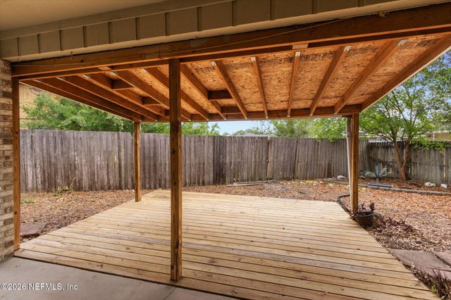8365 HAMDEN Road W, Jacksonville, FL 32244