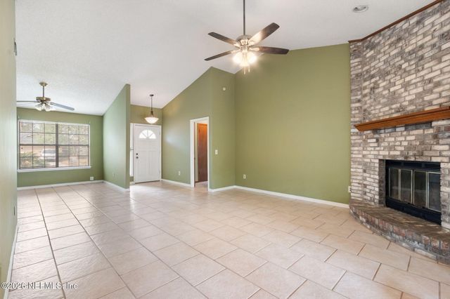 8365 HAMDEN Road W, Jacksonville, FL 32244
