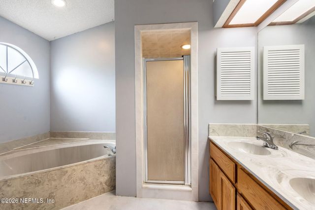 8365 HAMDEN Road W, Jacksonville, FL 32244