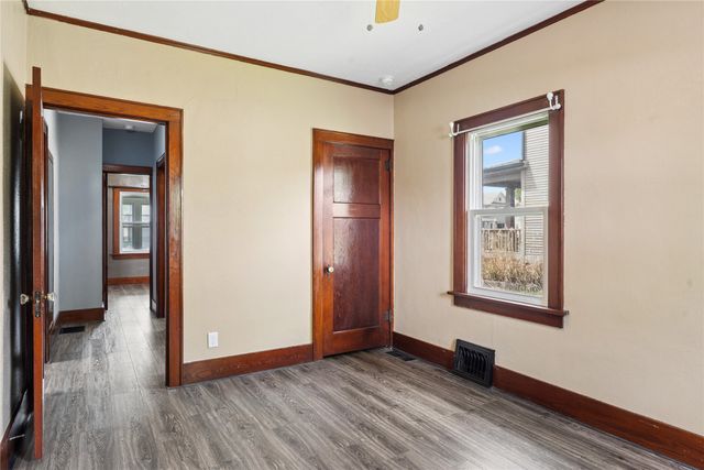 2204 1st Avenue, Perry, IA 50022