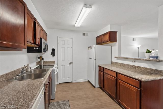 2451 North Rainbow Boulevard 2127, Las Vegas, NV 89108