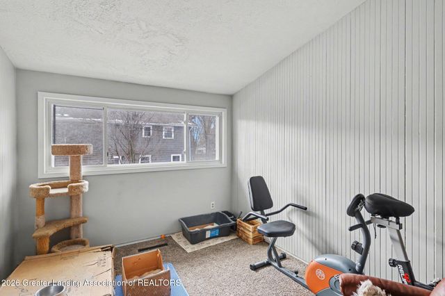 2924 Woodview Drive, Lansing, MI 48911