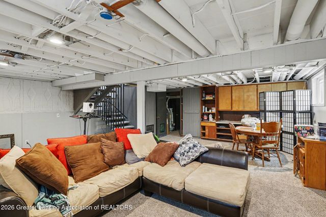 2924 Woodview Drive, Lansing, MI 48911