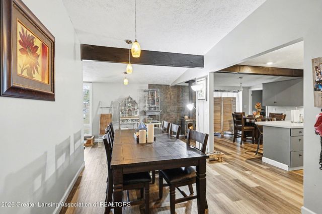 2924 Woodview Drive, Lansing, MI 48911