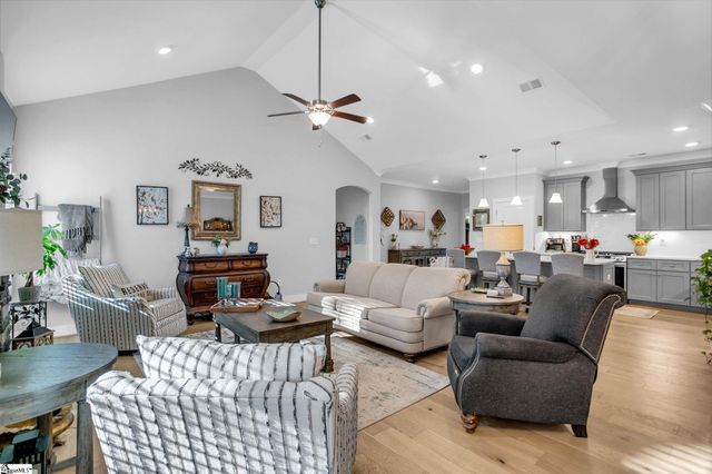 214 Mayfly Way, Simpsonville, SC 29680