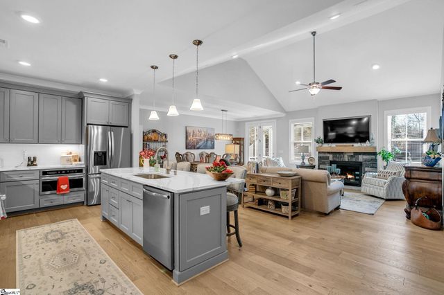 214 Mayfly Way, Simpsonville, SC 29680