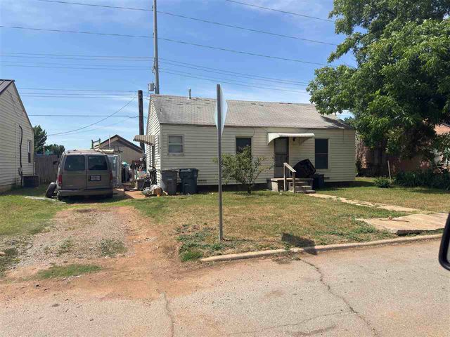 113 NE Arlington Ave, Lawton, OK 73507