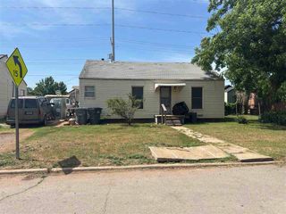113 NE Arlington Ave, Lawton, OK 73507
