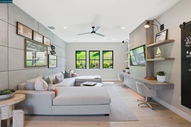 108 Brumby St, Danville, CA 94506