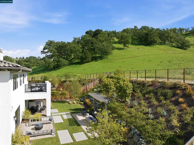 108 Brumby St, Danville, CA 94506