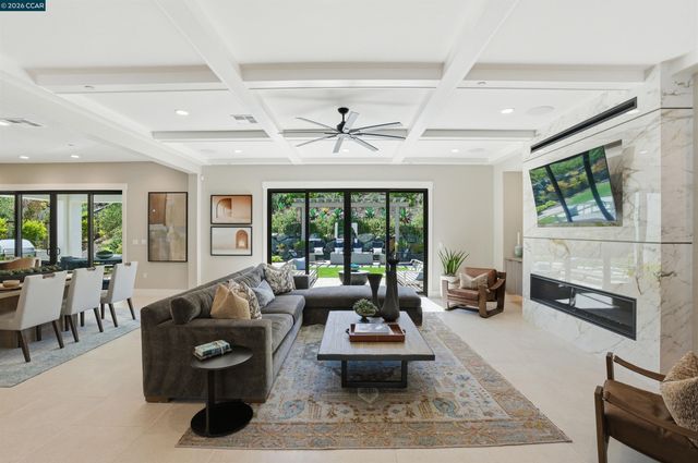 108 Brumby St, Danville, CA 94506