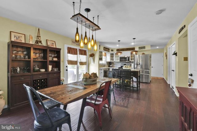 509 CENTRAL AVE CT, Reisterstown, MD 21136