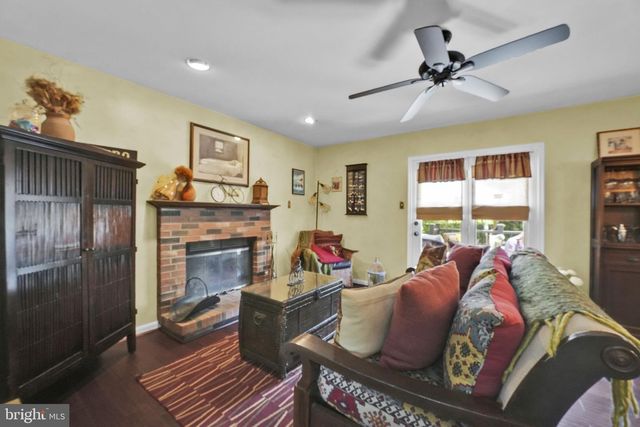 509 CENTRAL AVE CT, Reisterstown, MD 21136