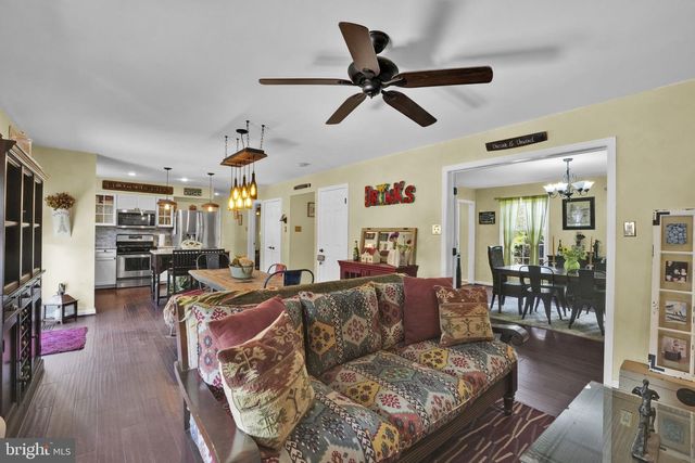 509 CENTRAL AVE CT, Reisterstown, MD 21136
