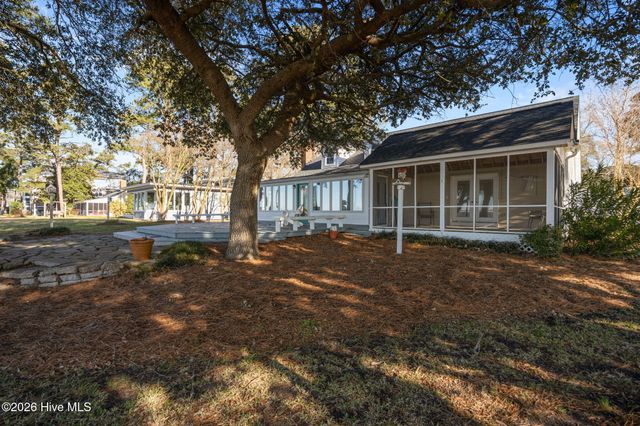 1339 Bayview Road, Bath, NC 27808