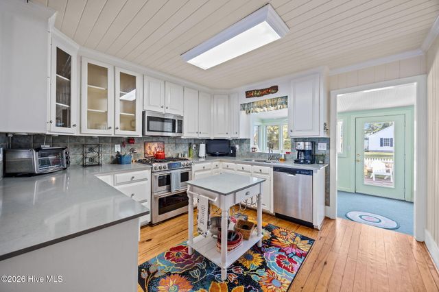 1339 Bayview Road, Bath, NC 27808