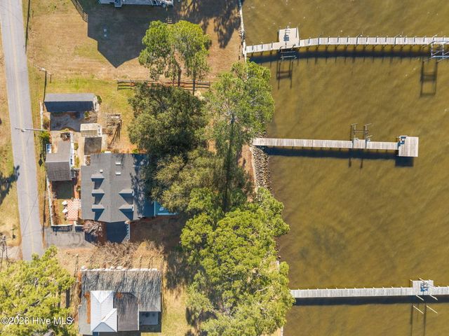 1339 Bayview Road, Bath, NC 27808