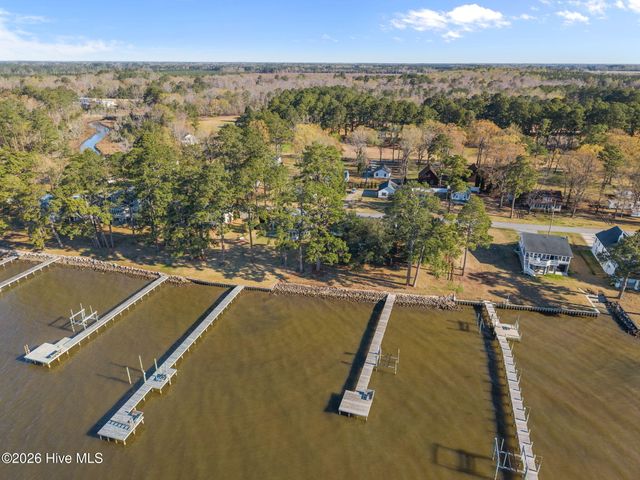 1339 Bayview Road, Bath, NC 27808