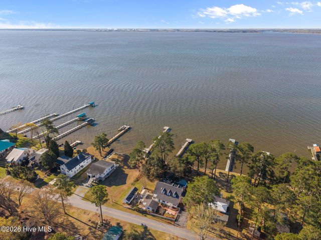 1339 Bayview Road, Bath, NC 27808