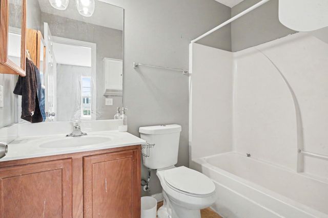 4003 Cody Dr, La Vergne, TN 37086
