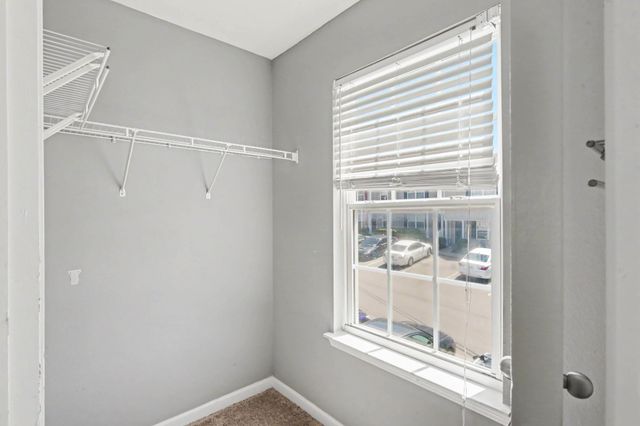 4003 Cody Dr, La Vergne, TN 37086