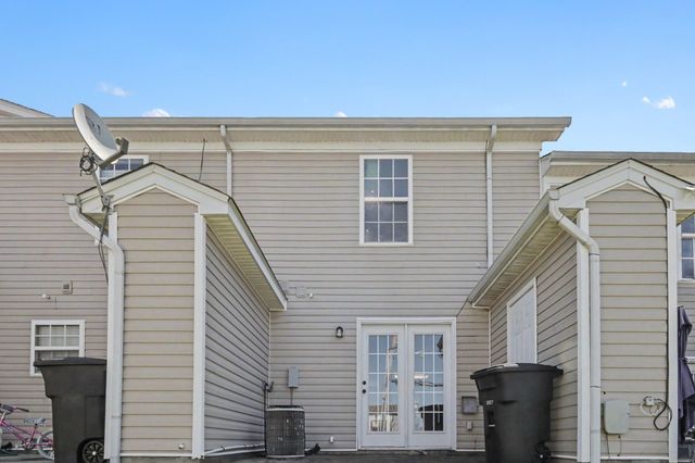 4003 Cody Dr, La Vergne, TN 37086