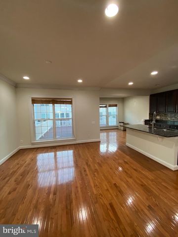 43557 WHITE CAP TER, Chantilly, VA 20152