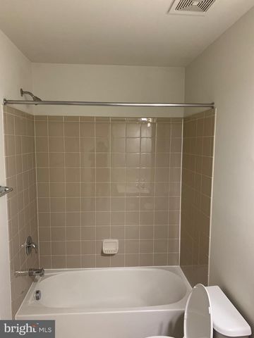 43557 WHITE CAP TER, Chantilly, VA 20152